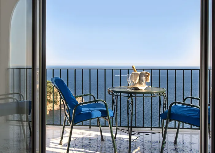 Hotel Grand Tritone 5*
