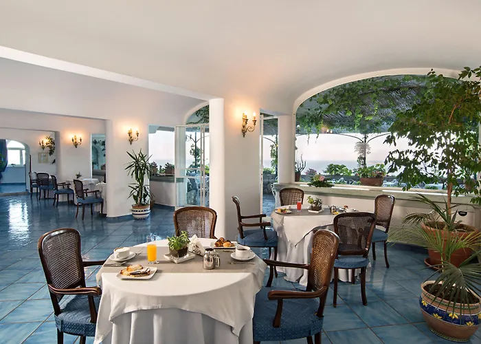 Hotel Grand Tritone 5*