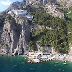特里托尼大酒店 5* 普莱亚诺