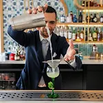 特里托尼大酒店 酒店