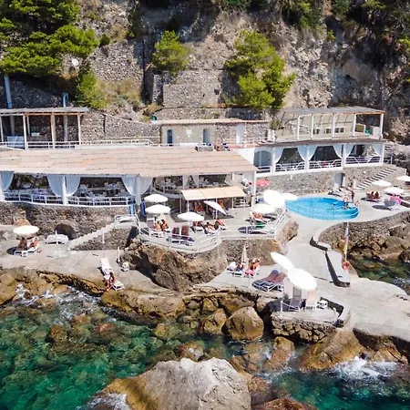Grand Tritone Hotel 4*
