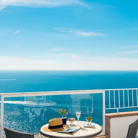 Grand Tritone Hotel 4*