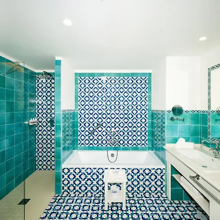 Grand Tritone Hotel