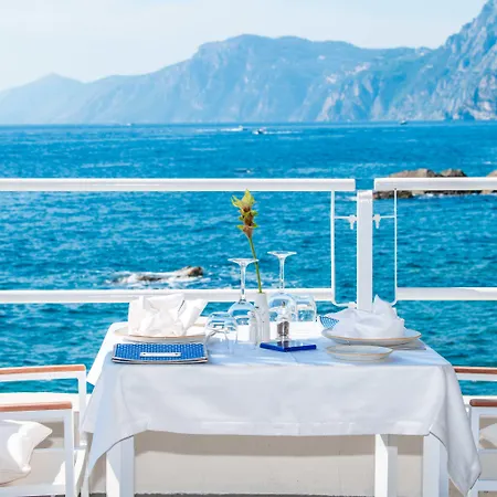 Hotel Grand Tritone 5*