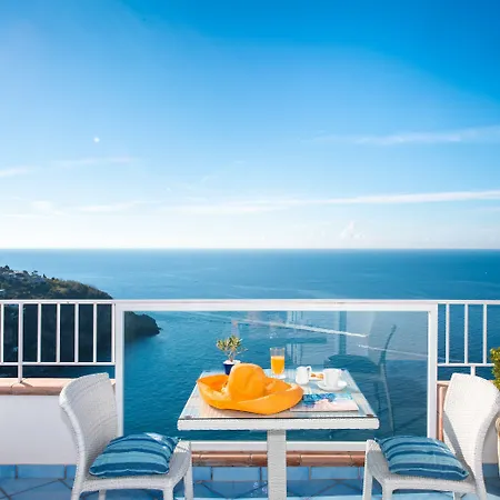 Grand Tritone Hotel 5*