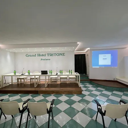 Hotel Grand Tritone 5*